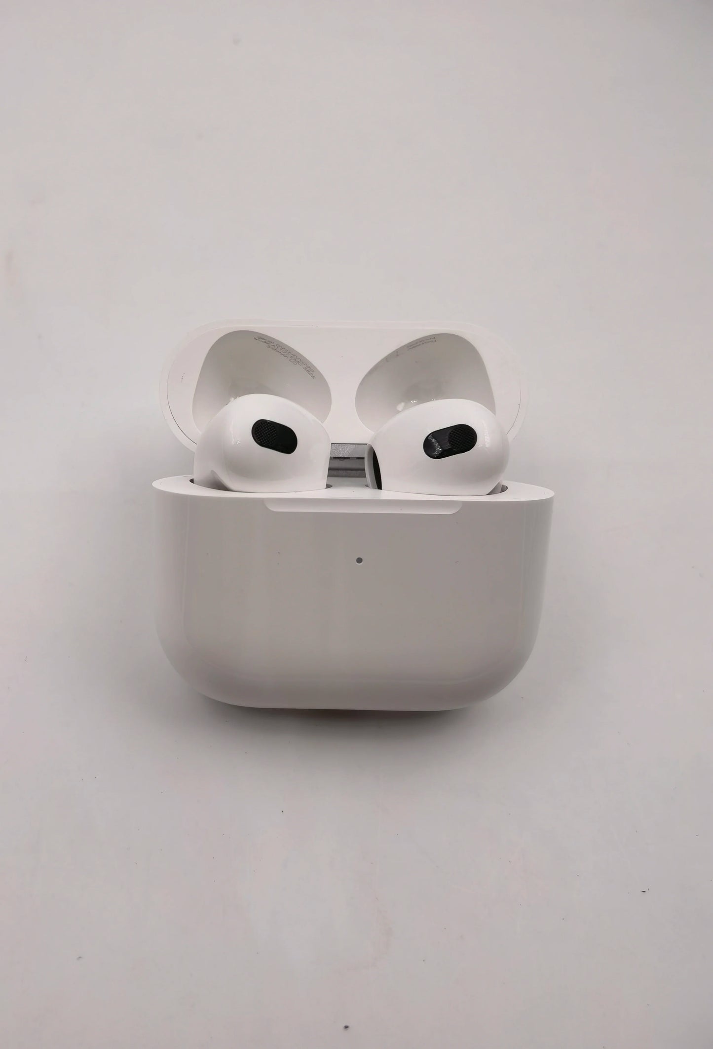 Apple AirPods Pro 2 Wireless Bluetooth Earbuds Active Noise Cancellation Transparency Spatial Audio USB-C MagSafe Charging Case